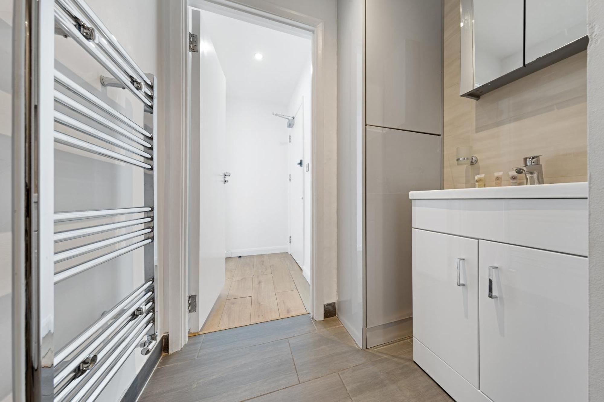 Chelsea Battersea & Private Rooftop Terrace * Londra