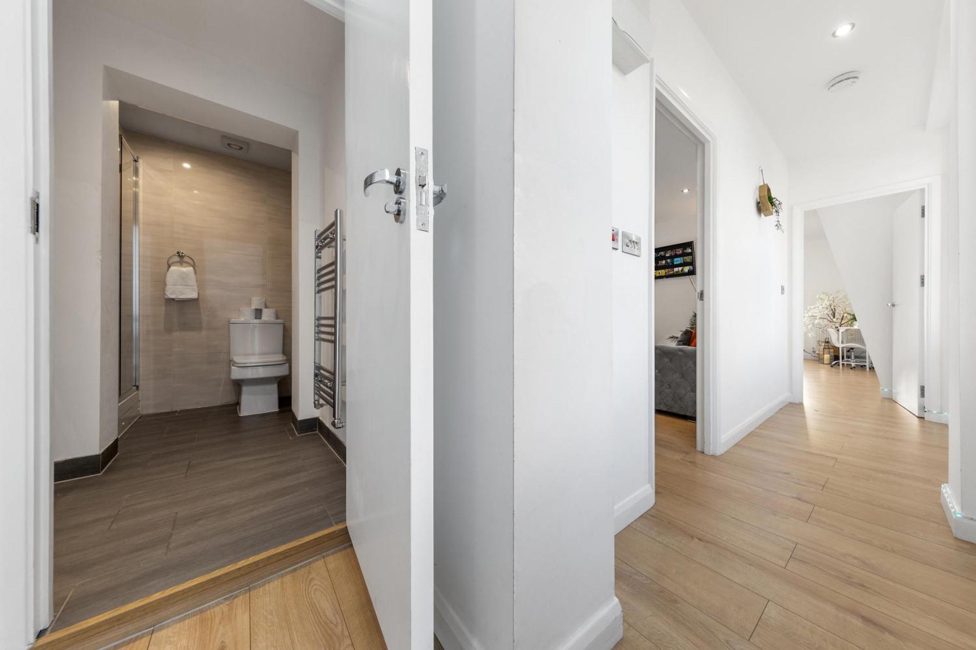 Chelsea Battersea & Private Rooftop Terrace * Londra