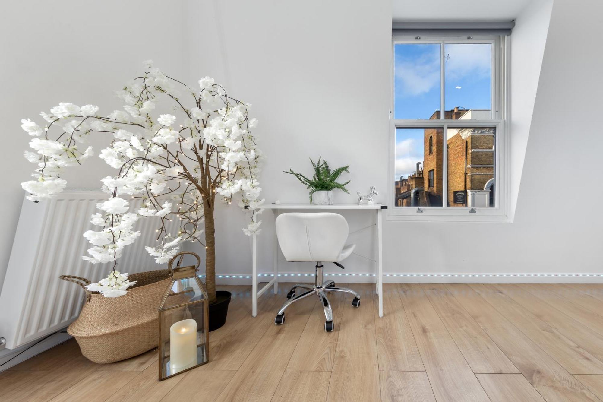 Chelsea Battersea & Private Rooftop Terrace Londra